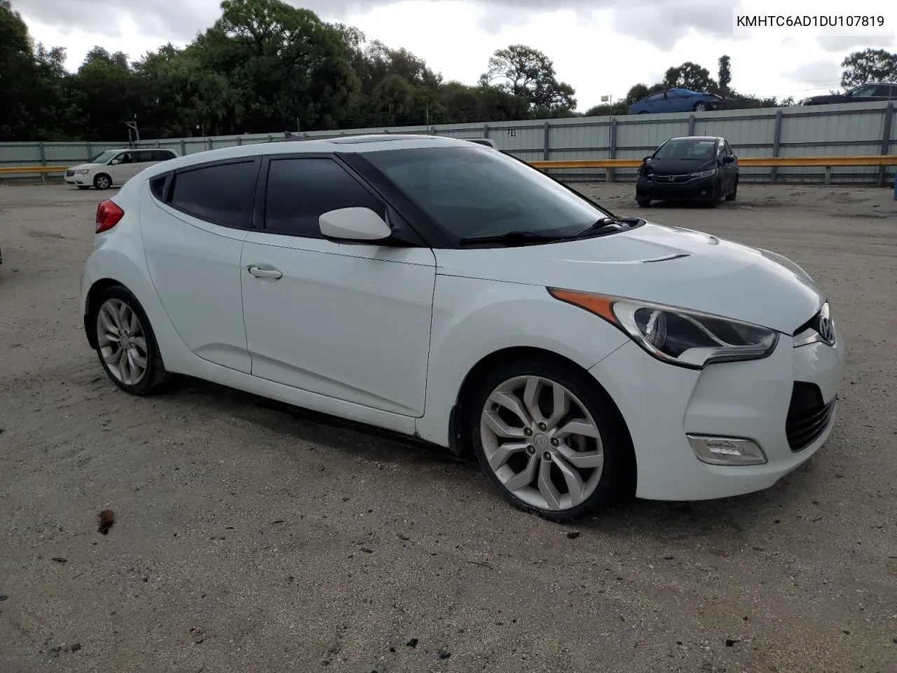 2013 Hyundai Veloster VIN: KMHTC6AD1DU107819 Lot: 72859644