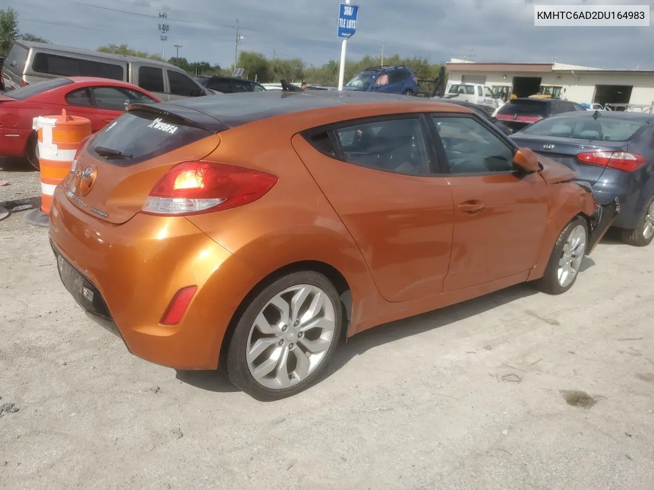 2013 Hyundai Veloster VIN: KMHTC6AD2DU164983 Lot: 73210754