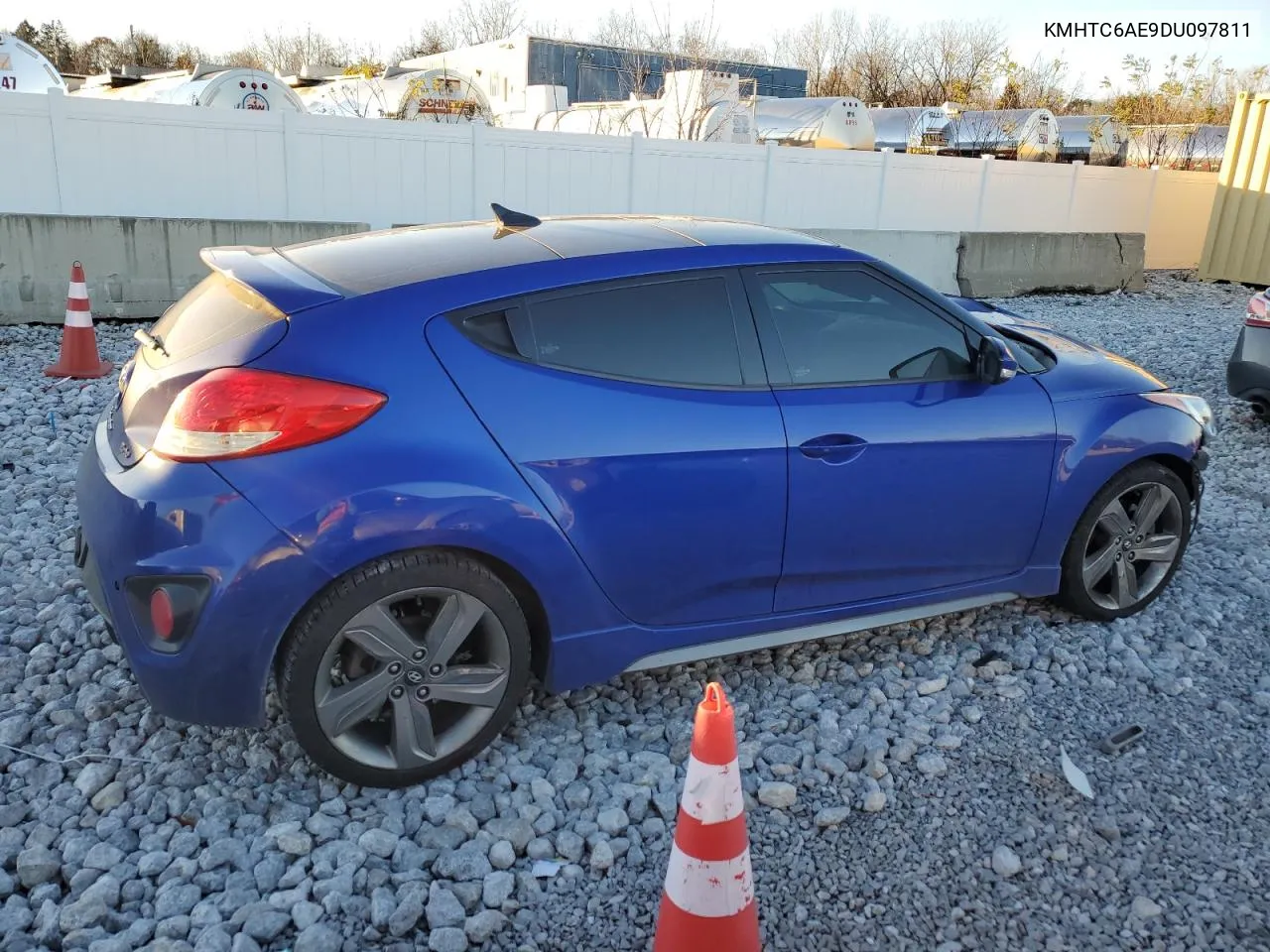 2013 Hyundai Veloster Turbo VIN: KMHTC6AE9DU097811 Lot: 80494204