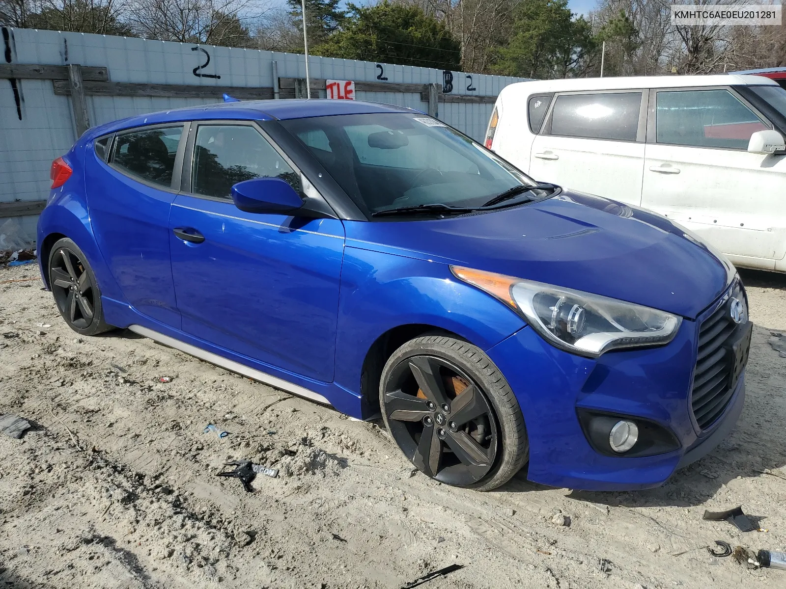 KMHTC6AE0EU201281 2014 Hyundai Veloster Turbo