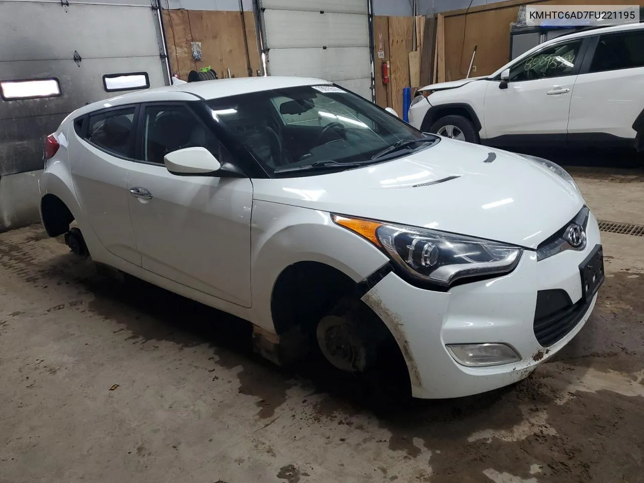 2015 Hyundai Veloster VIN: KMHTC6AD7FU221195 Lot: 79975514