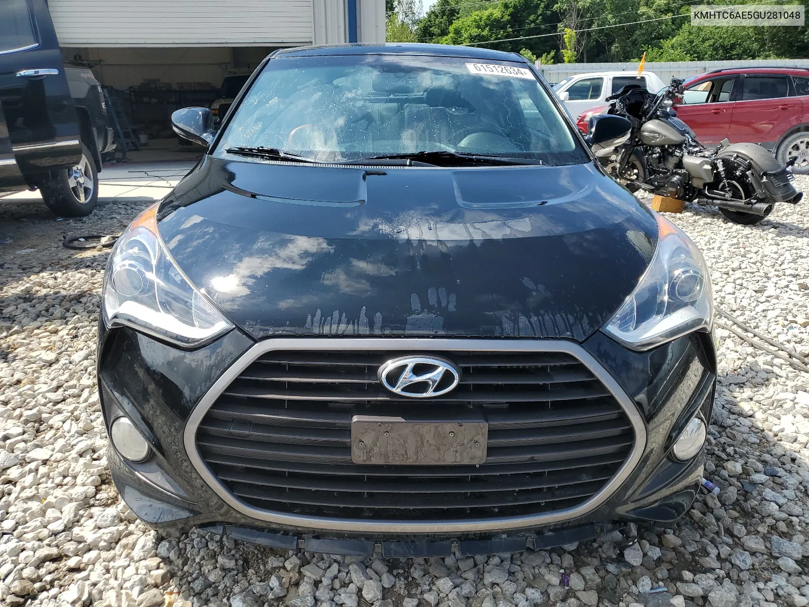 KMHTC6AE5GU281048 2016 Hyundai Veloster Turbo