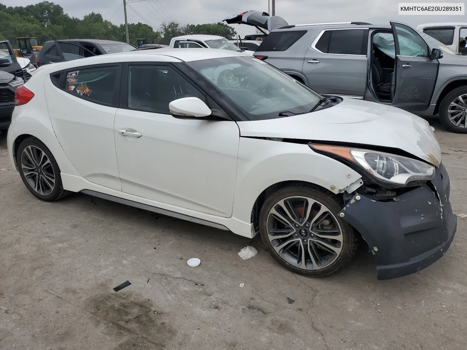 KMHTC6AE2GU289351 2016 Hyundai Veloster Turbo