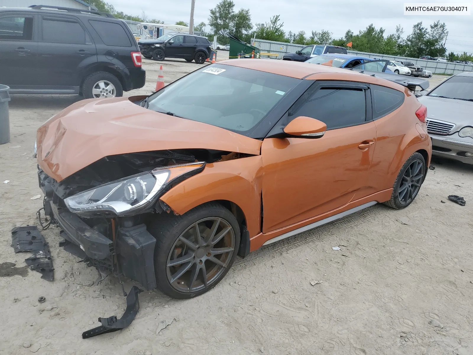 2016 Hyundai Veloster Turbo VIN: KMHTC6AE7GU304071 Lot: 66042934