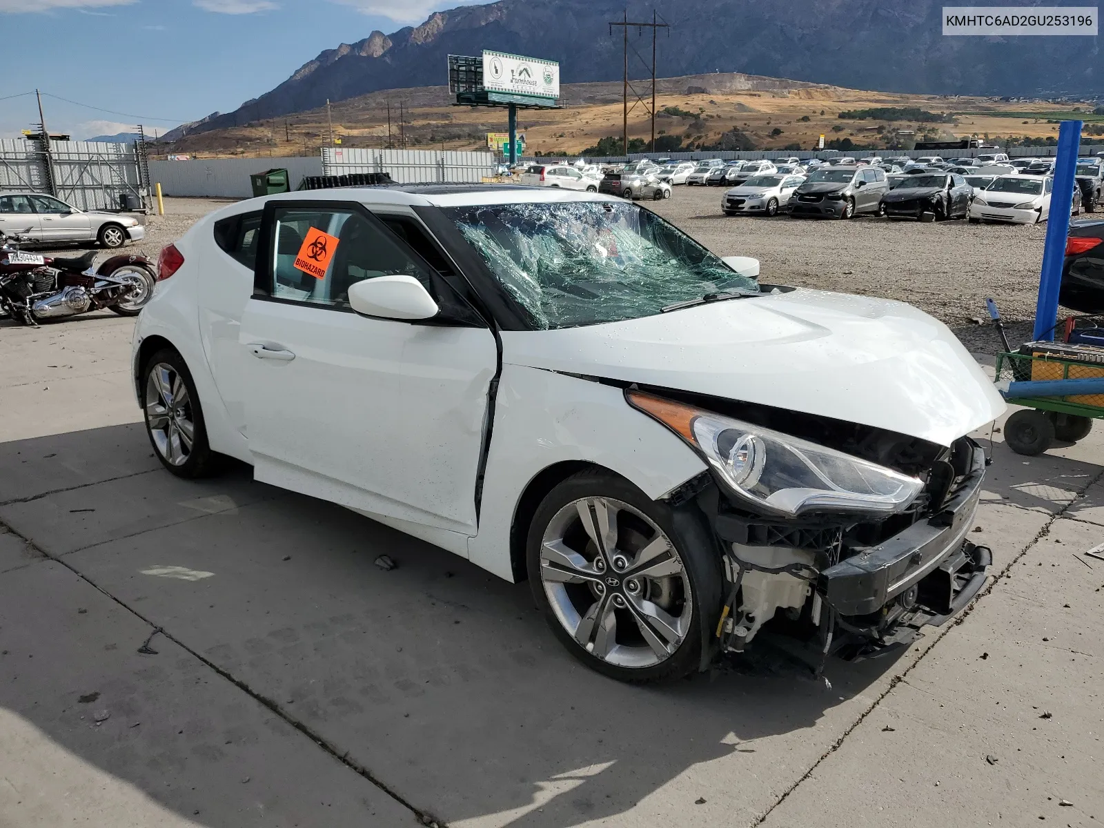 KMHTC6AD2GU253196 2016 Hyundai Veloster