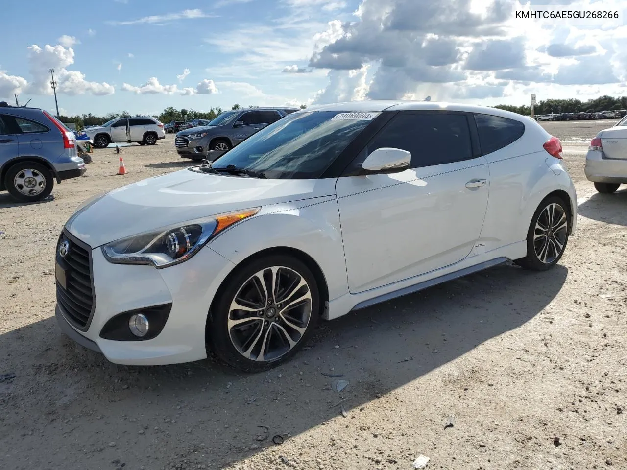 2016 Hyundai Veloster Turbo VIN: KMHTC6AE5GU268266 Lot: 74069094