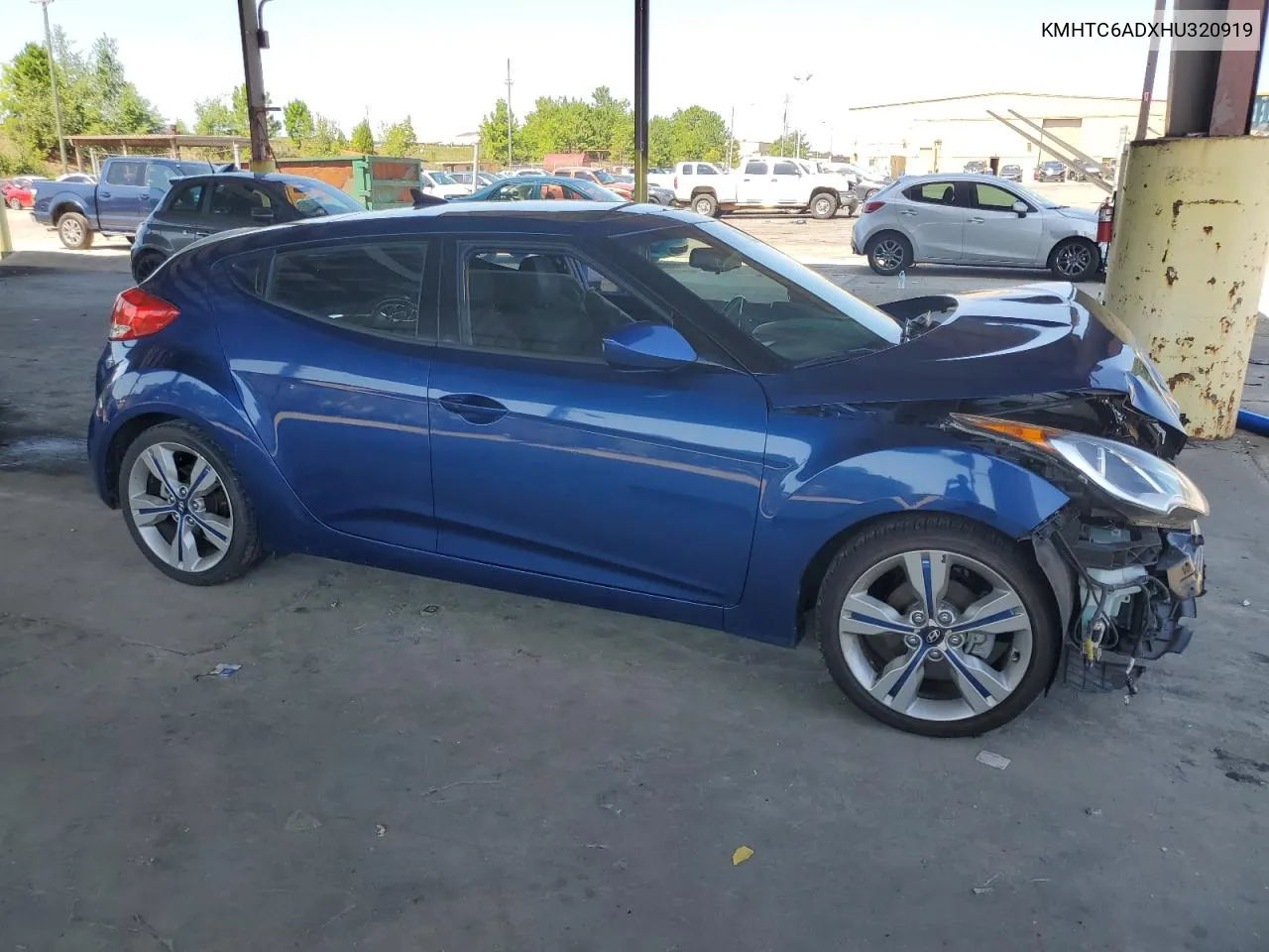 2017 Hyundai Veloster VIN: KMHTC6ADXHU320919 Lot: 63512054