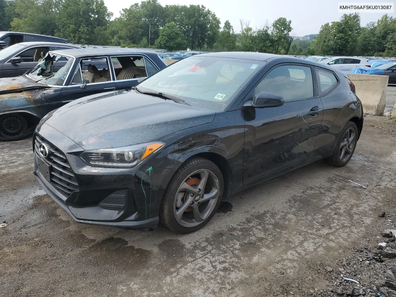 2019 Hyundai Veloster Base VIN: KMHTG6AF5KU013087 Lot: 67129574