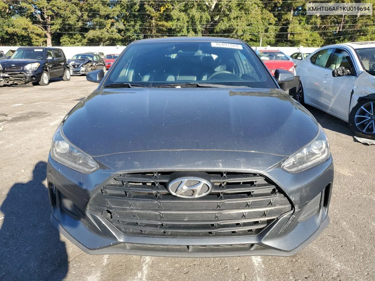 KMHTG6AF1KU019694 2019 Hyundai Veloster Base