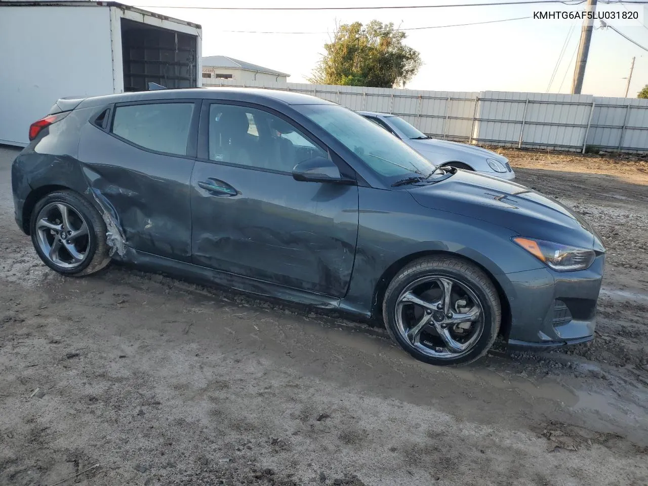 2020 Hyundai Veloster Base VIN: KMHTG6AF5LU031820 Lot: 71741494