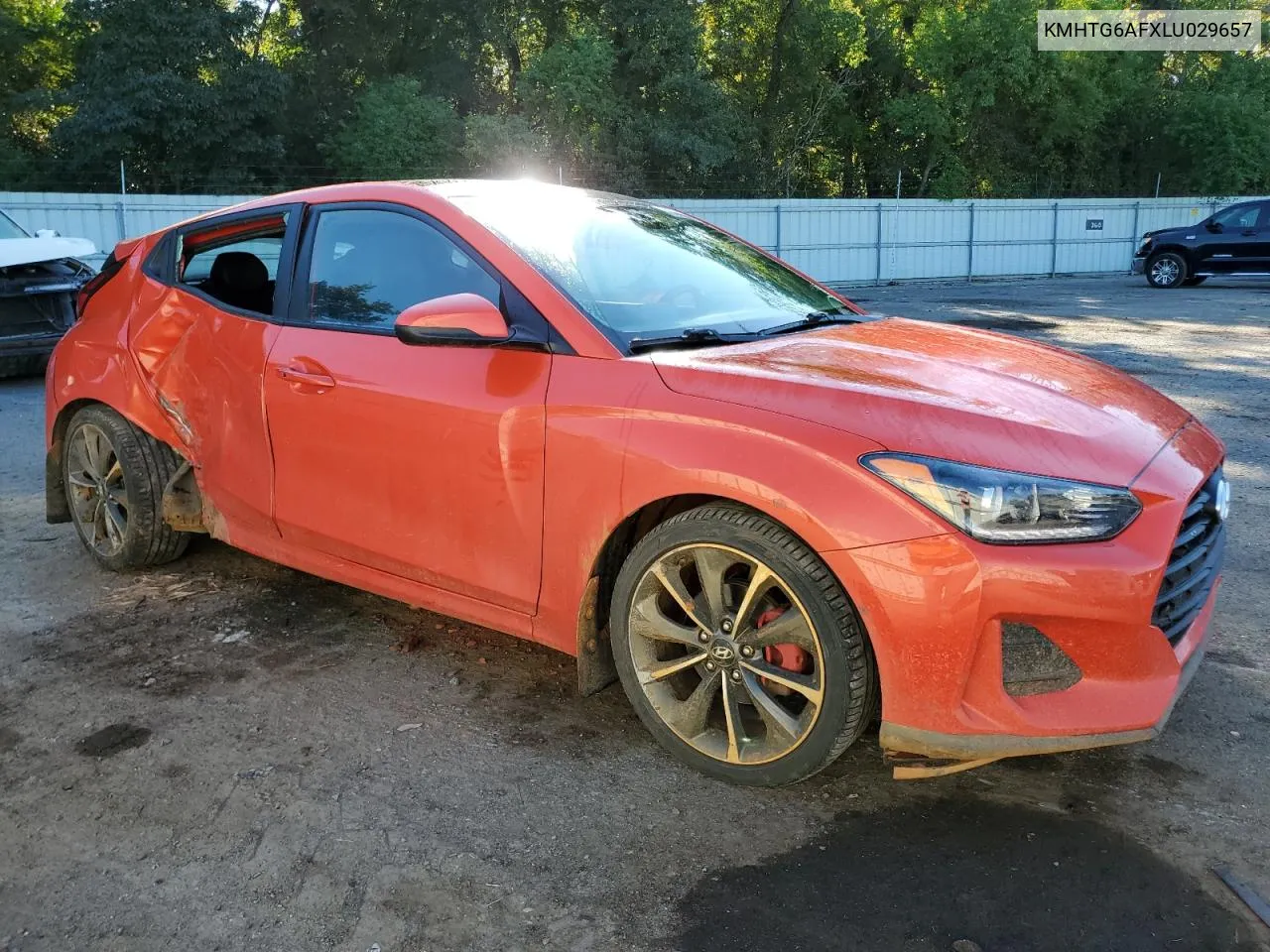 2020 Hyundai Veloster Base VIN: KMHTG6AFXLU029657 Lot: 73000104