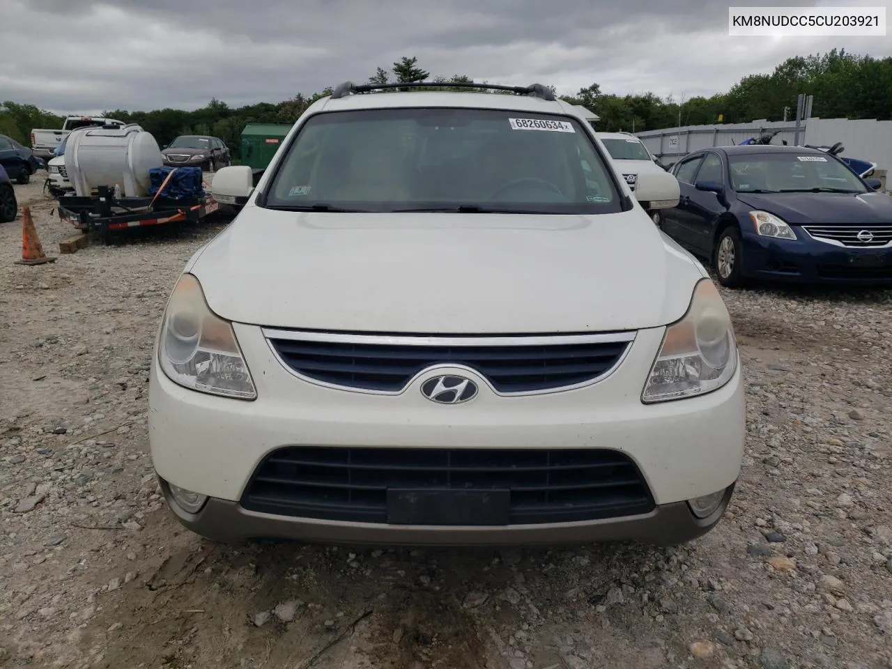 KM8NUDCC5CU203921 2012 Hyundai Veracruz Gls