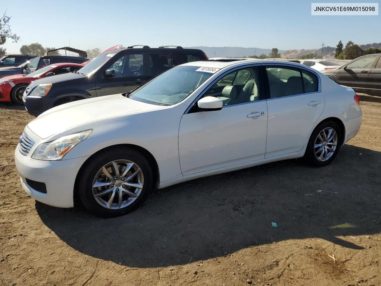 2009 Infiniti G37 Base VIN: JNKCV61E69M015098 Lot: 74076654