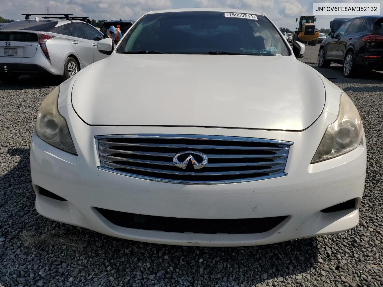 2010 Infiniti G37 Base VIN: JN1CV6FE8AM352132 Lot: 76055514