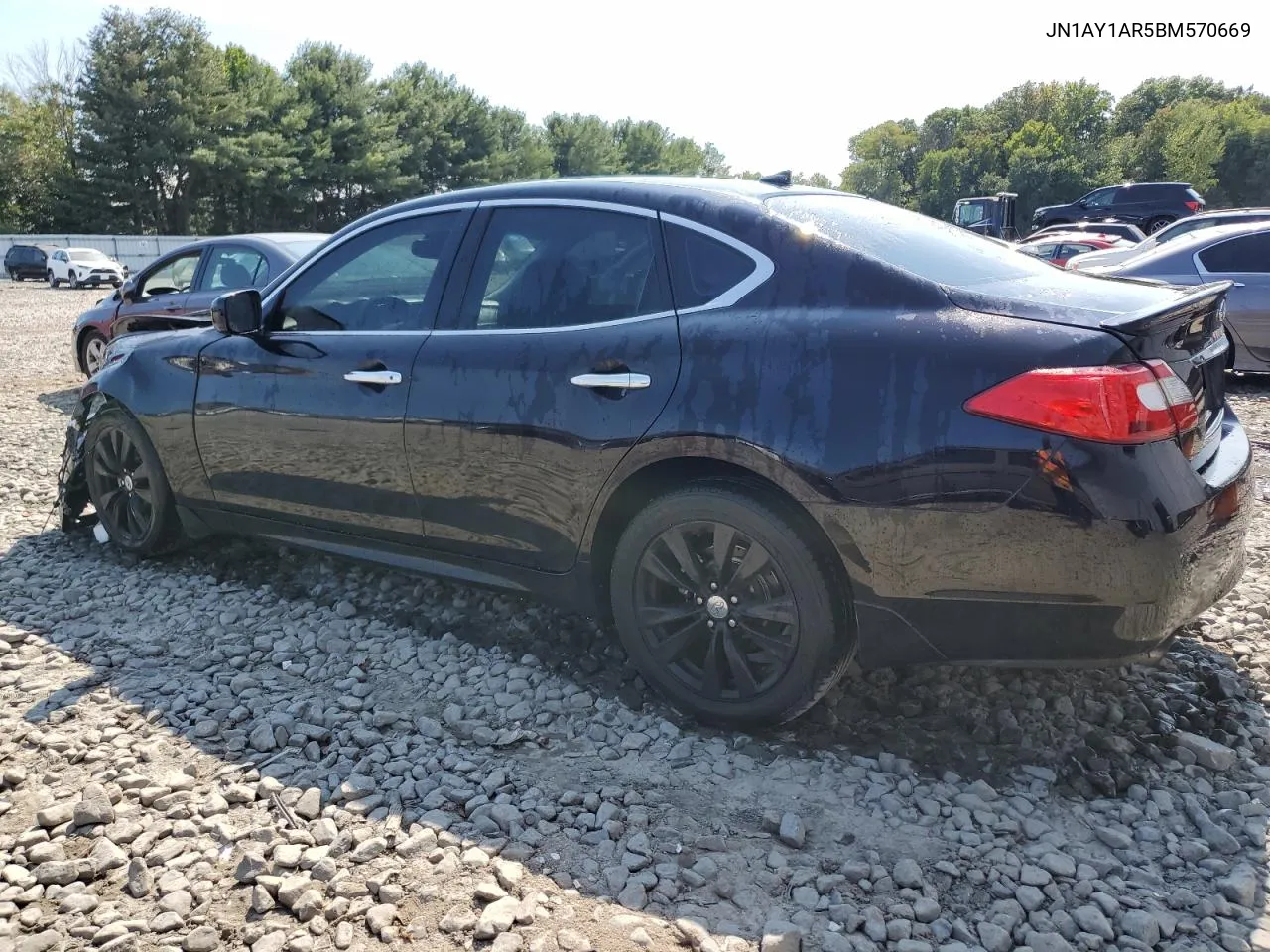 2011 Infiniti M56 X VIN: JN1AY1AR5BM570669 Lot: 69644784