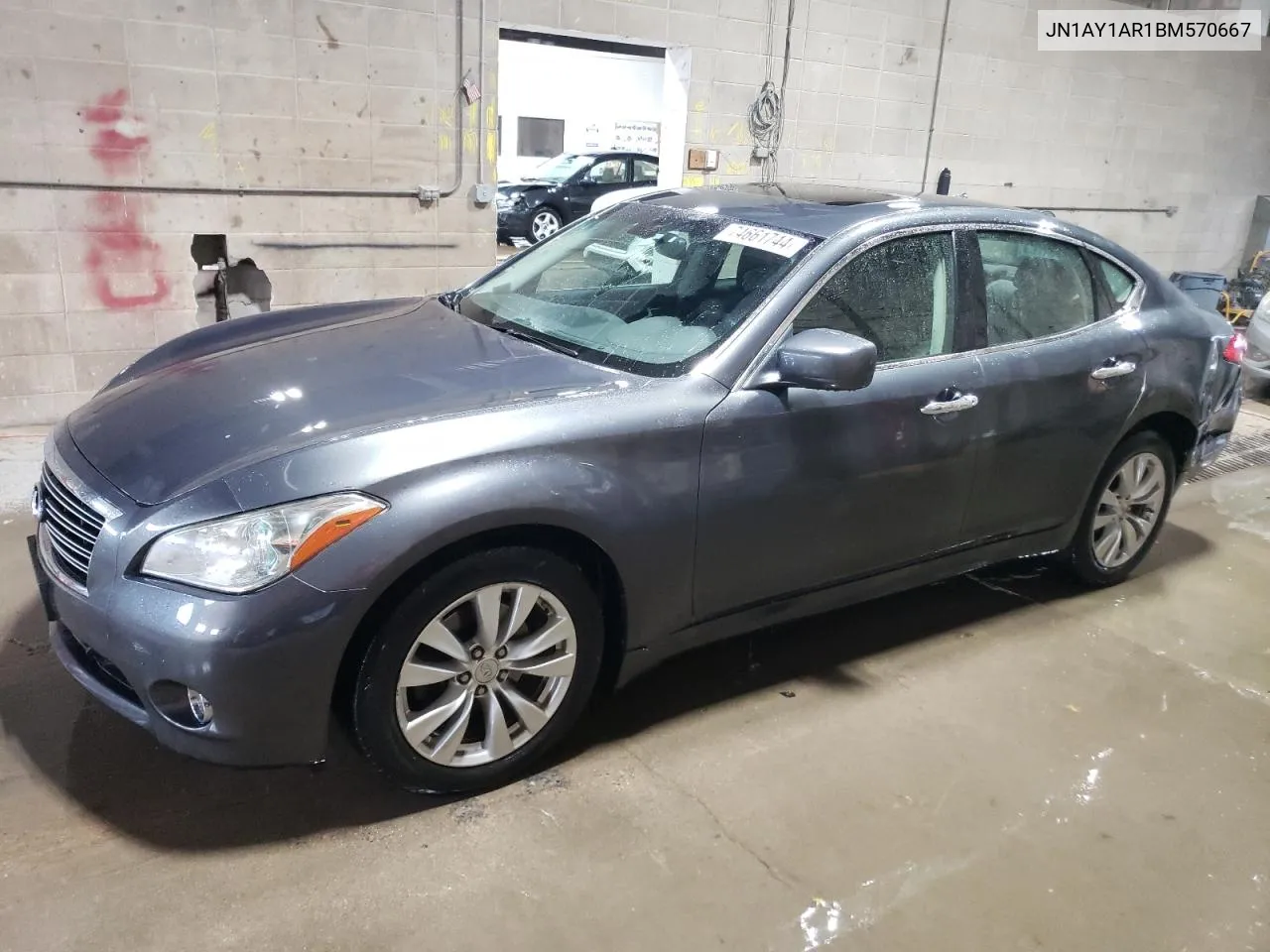 2011 Infiniti M56 X VIN: JN1AY1AR1BM570667 Lot: 74661744