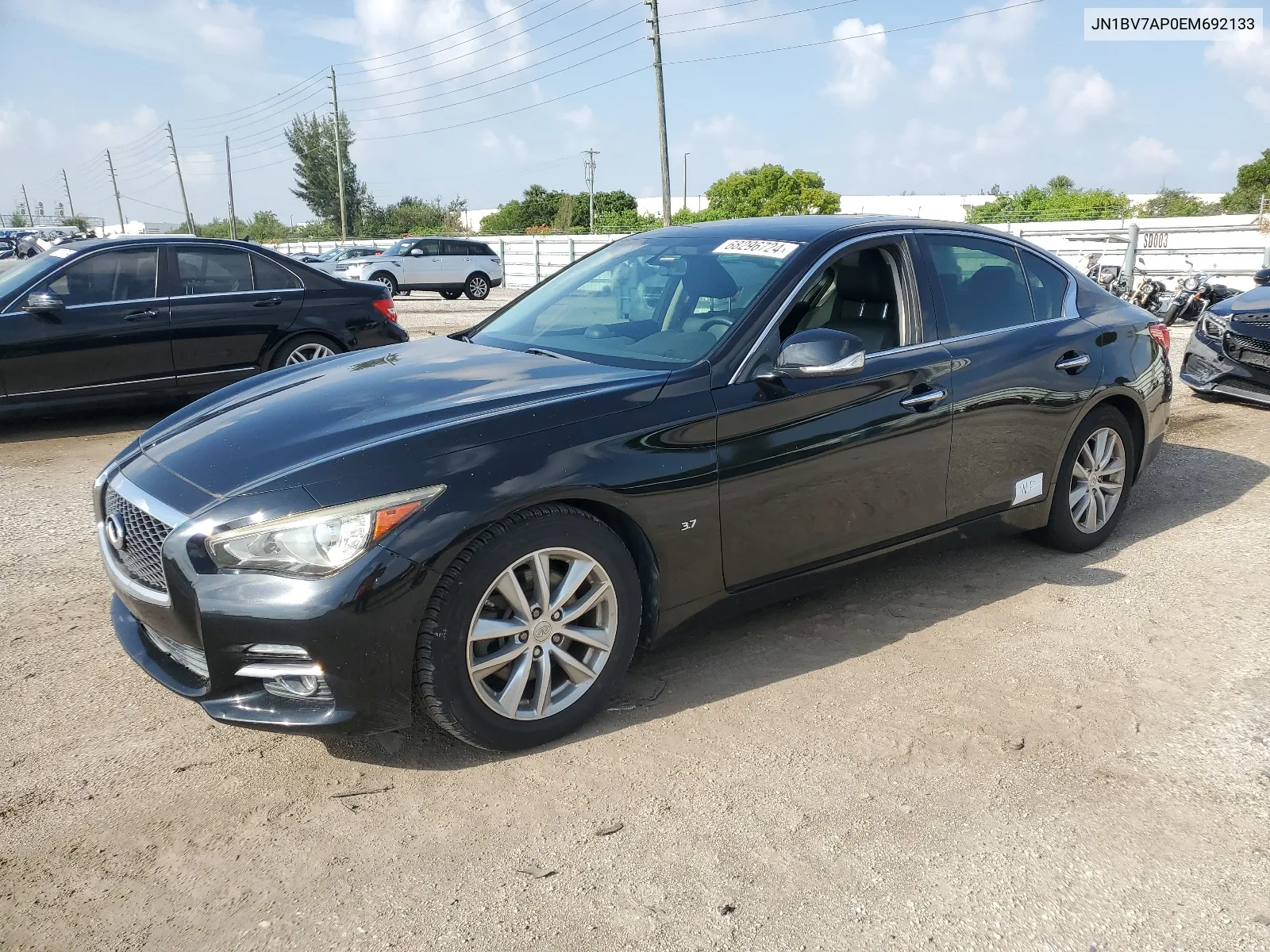 2014 Infiniti Q50 Base VIN: JN1BV7AP0EM692133 Lot: 68296724