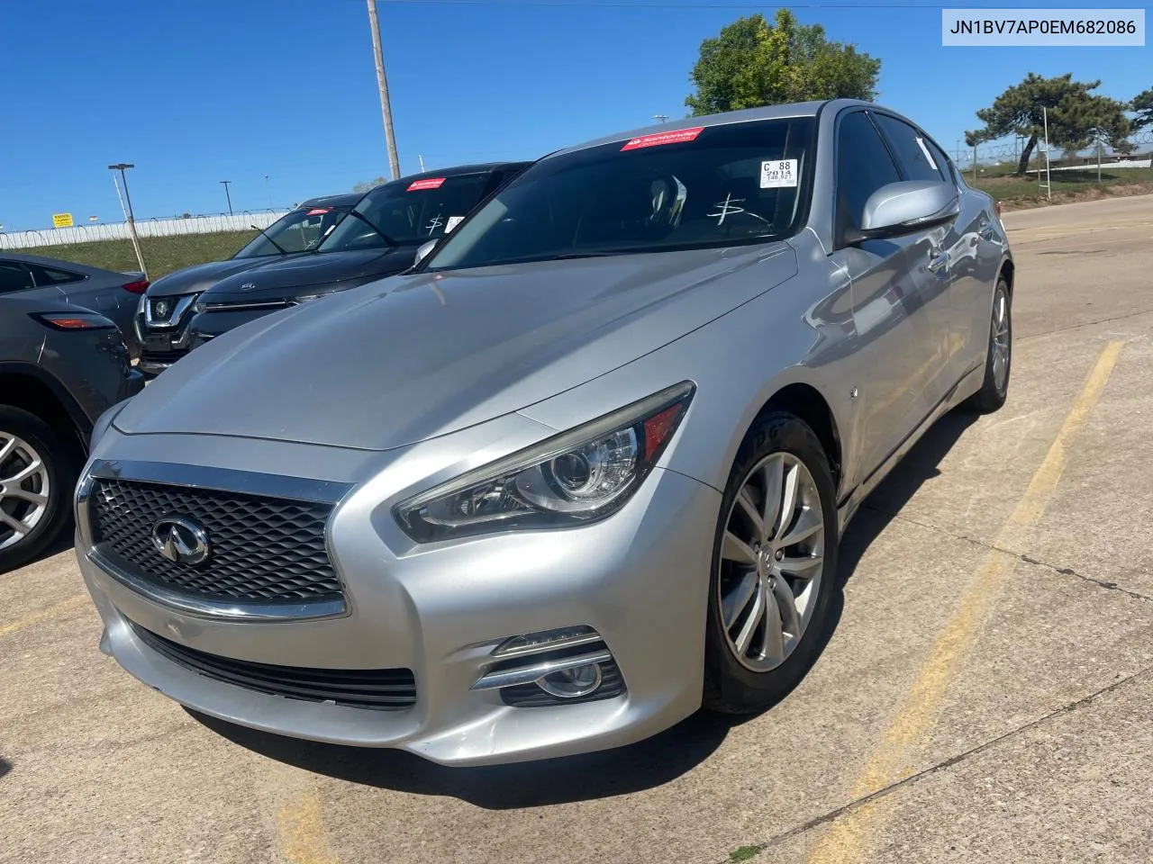 2014 Infiniti Q50 Base VIN: JN1BV7AP0EM682086 Lot: 70296534