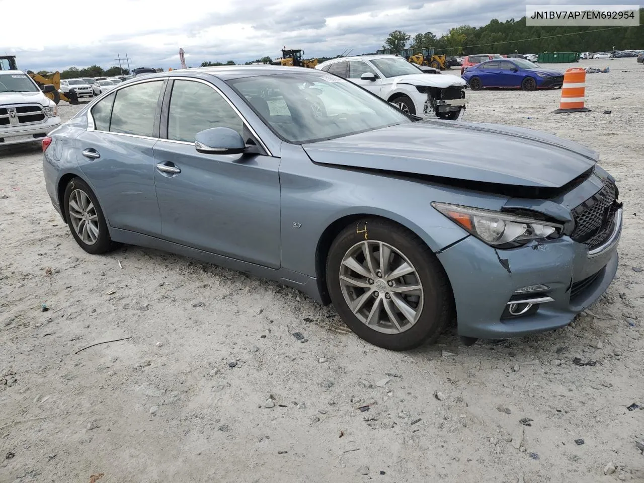 2014 Infiniti Q50 Base VIN: JN1BV7AP7EM692954 Lot: 71935004