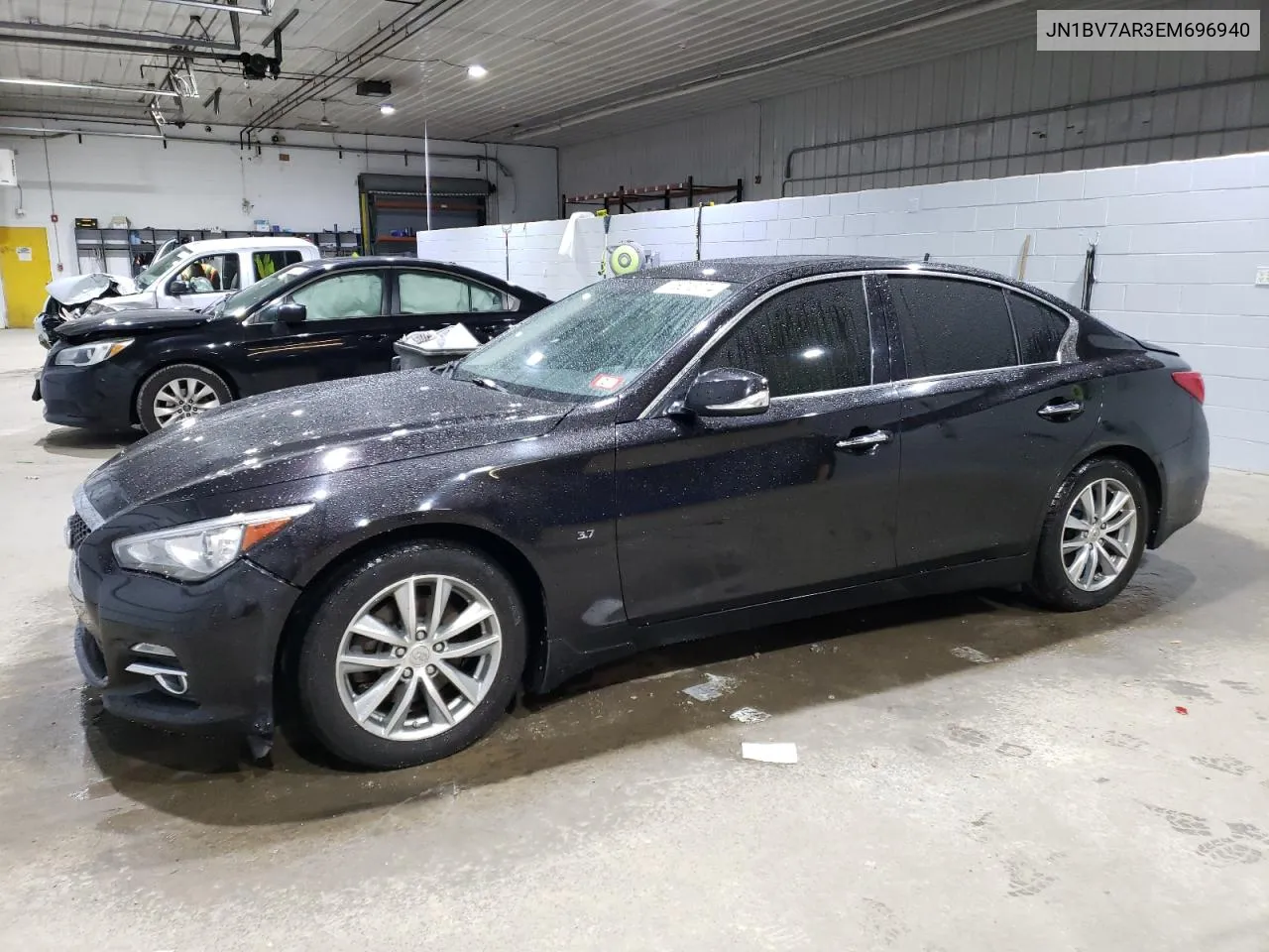 2014 Infiniti Q50 Base VIN: JN1BV7AR3EM696940 Lot: 76013774