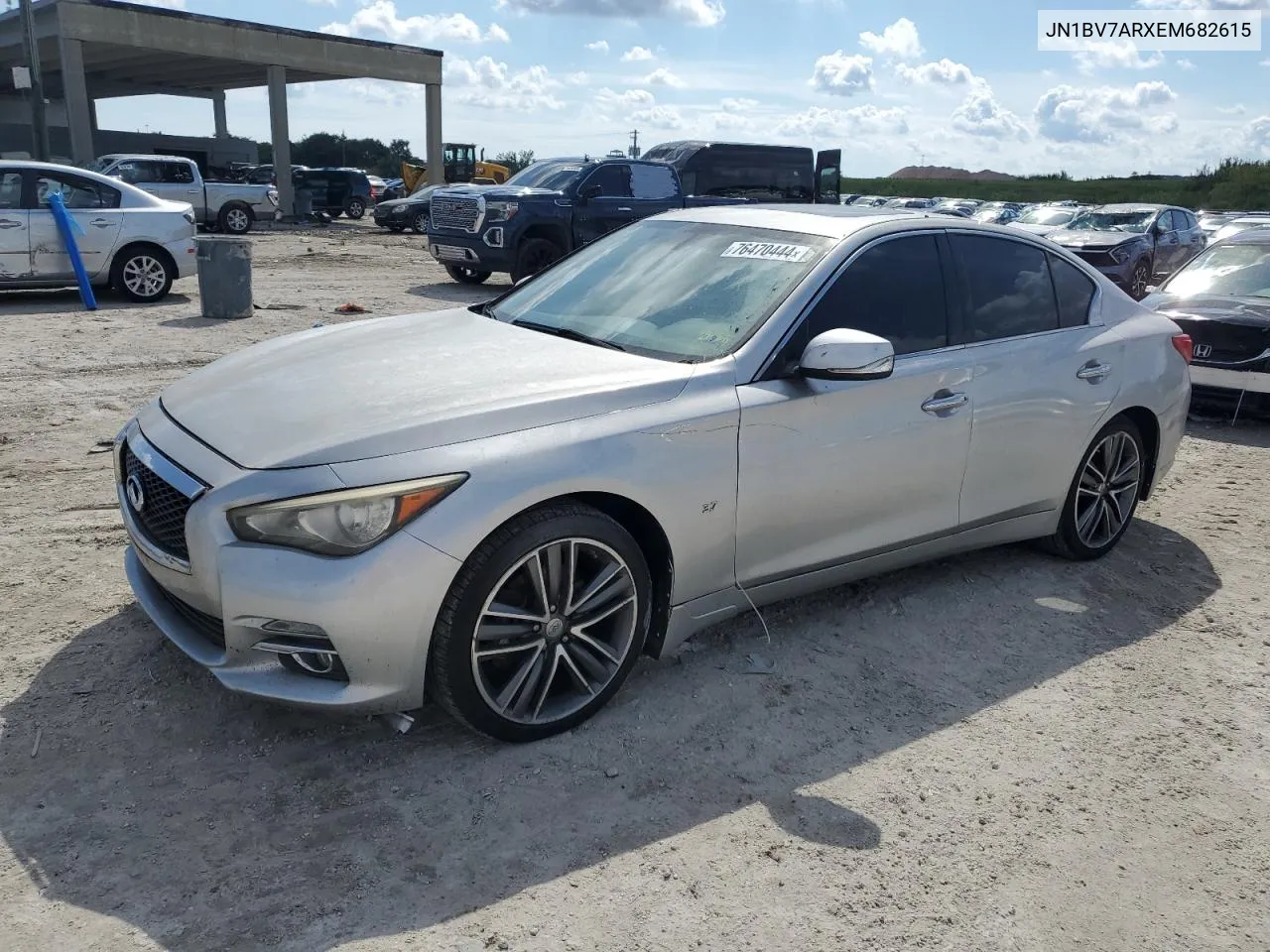 2014 Infiniti Q50 Base VIN: JN1BV7ARXEM682615 Lot: 76470444