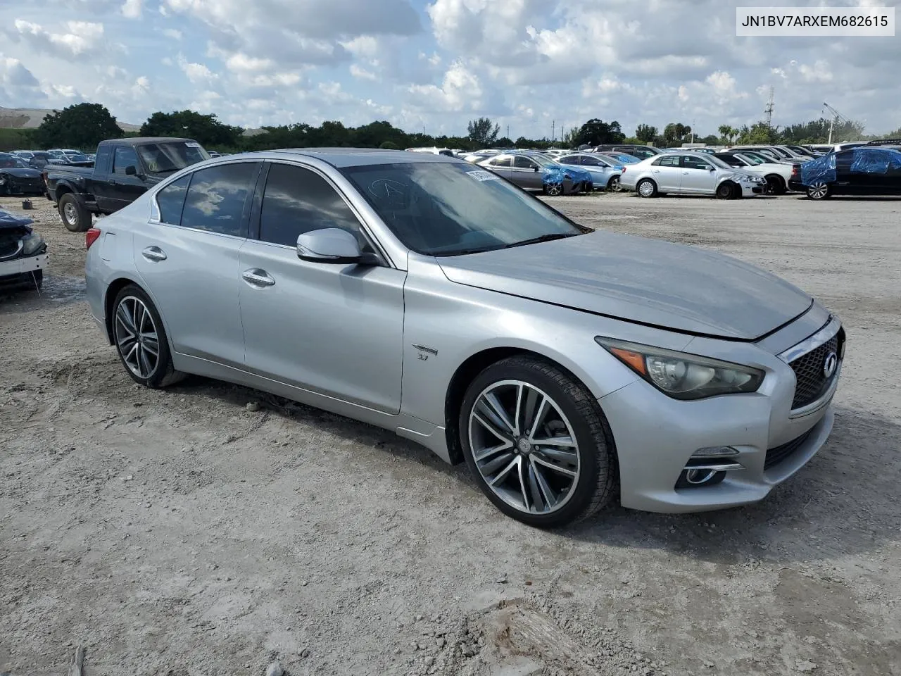 2014 Infiniti Q50 Base VIN: JN1BV7ARXEM682615 Lot: 76470444