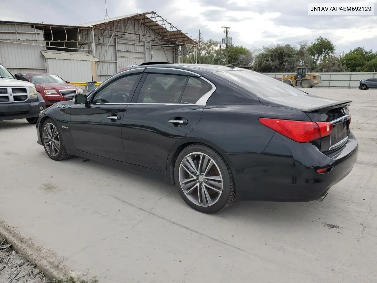 2014 Infiniti Q50 Hybrid Premium VIN: JN1AV7AP4EM692129 Lot: 77582924