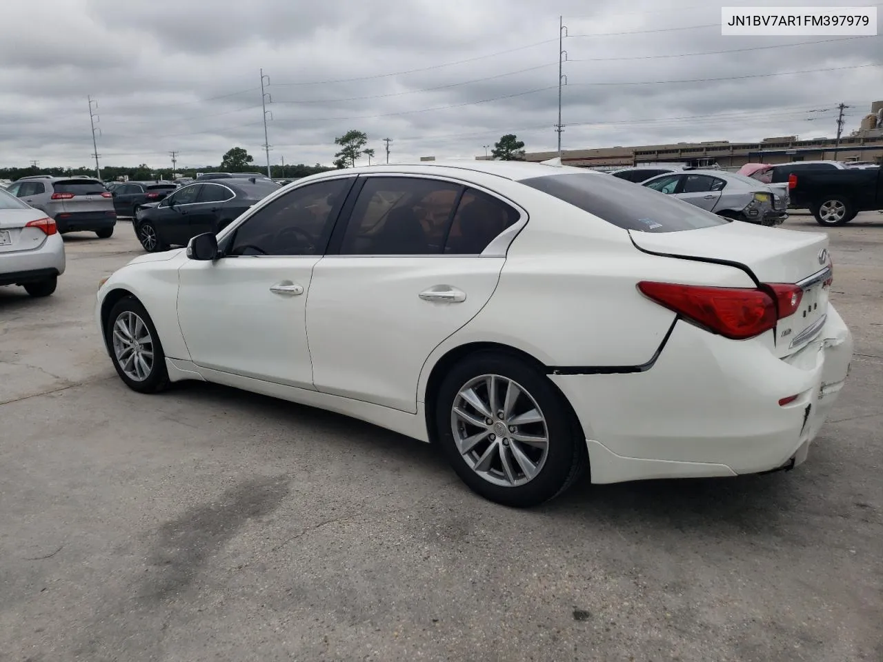 2015 Infiniti Q50 Base VIN: JN1BV7AR1FM397979 Lot: 70612934