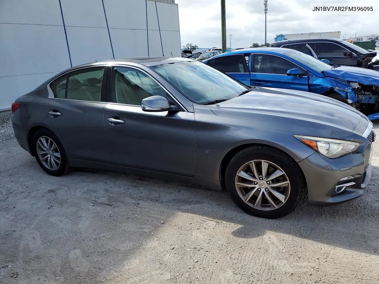 2015 Infiniti Q50 Base VIN: JN1BV7AR2FM396095 Lot: 71736974