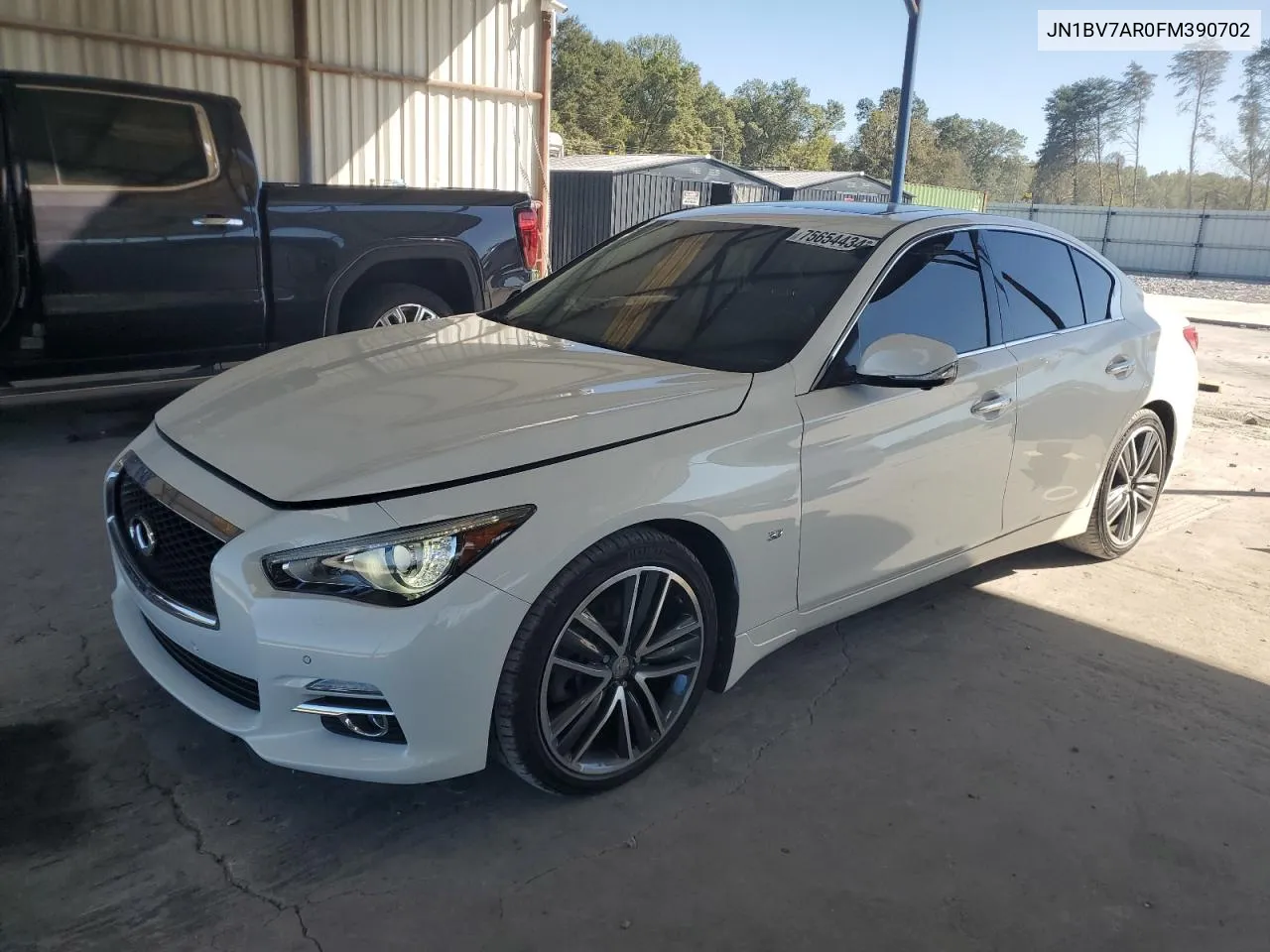 2015 Infiniti Q50 Base VIN: JN1BV7AR0FM390702 Lot: 75654434