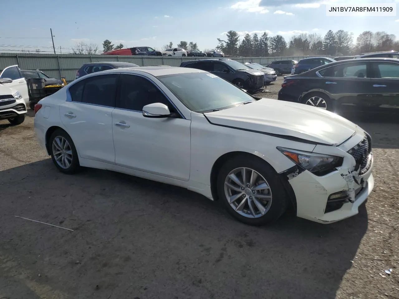 2015 Infiniti Q50 Base VIN: JN1BV7AR8FM411909 Lot: 81274244