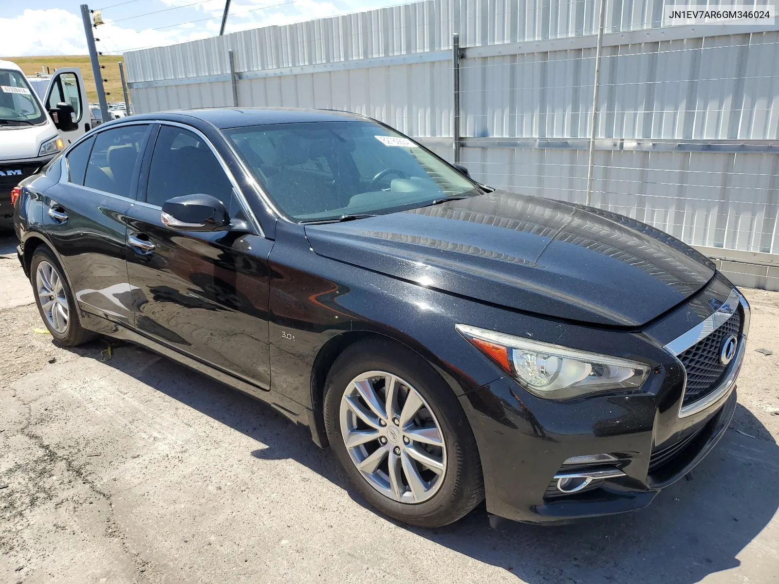 JN1EV7AR6GM346024 2016 Infiniti Q50 Premium