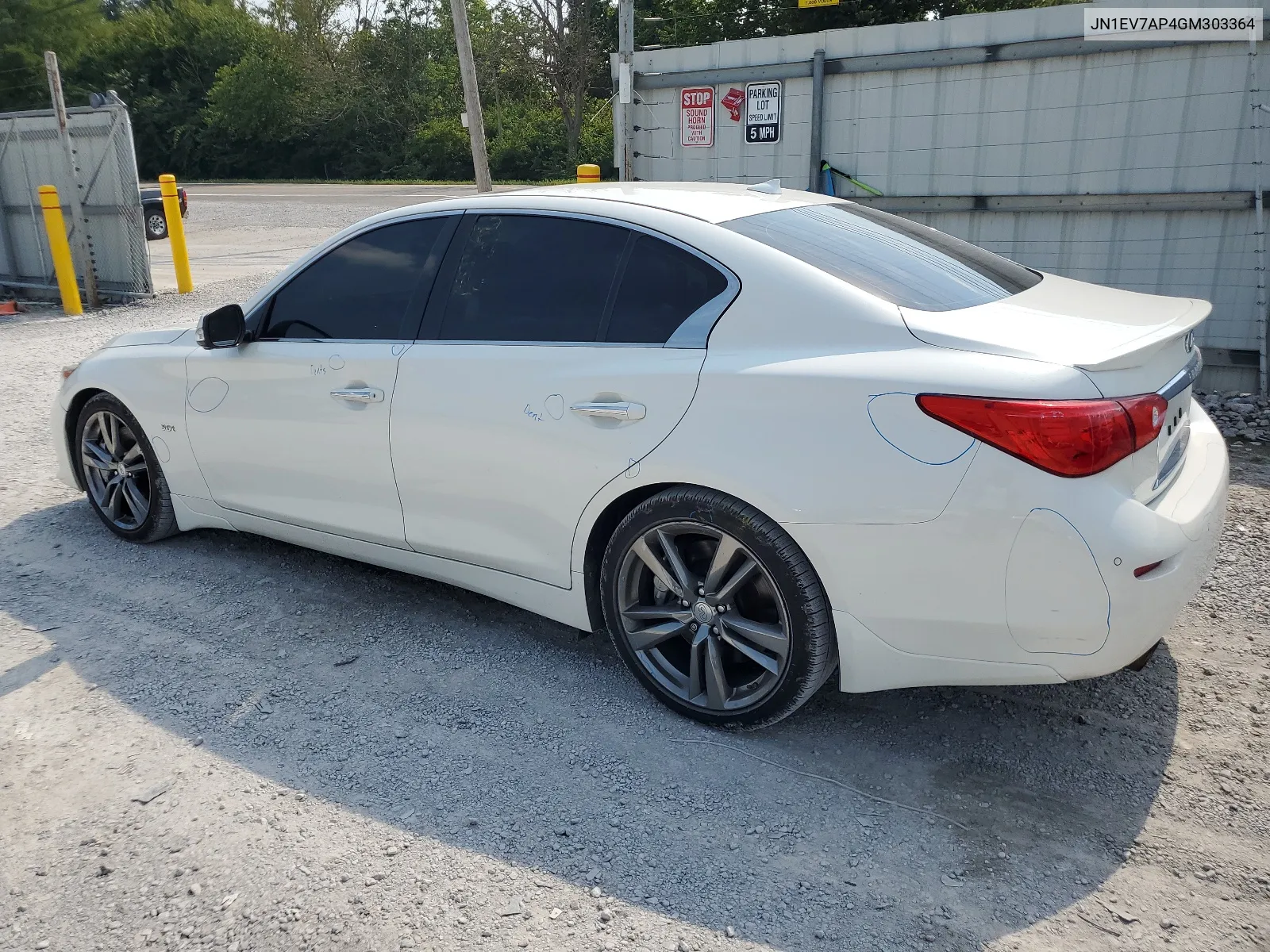 2016 Infiniti Q50 Premium VIN: JN1EV7AP4GM303364 Lot: 65540364