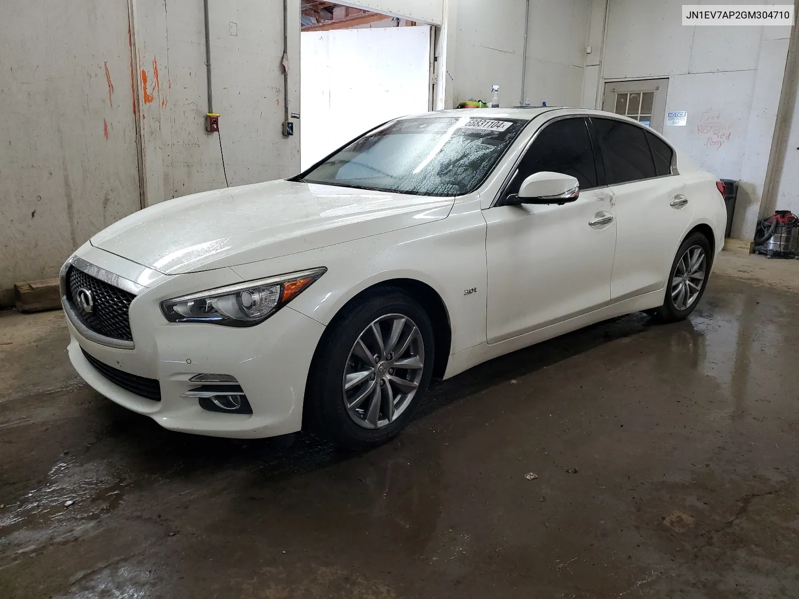 2016 Infiniti Q50 Premium VIN: JN1EV7AP2GM304710 Lot: 68831104