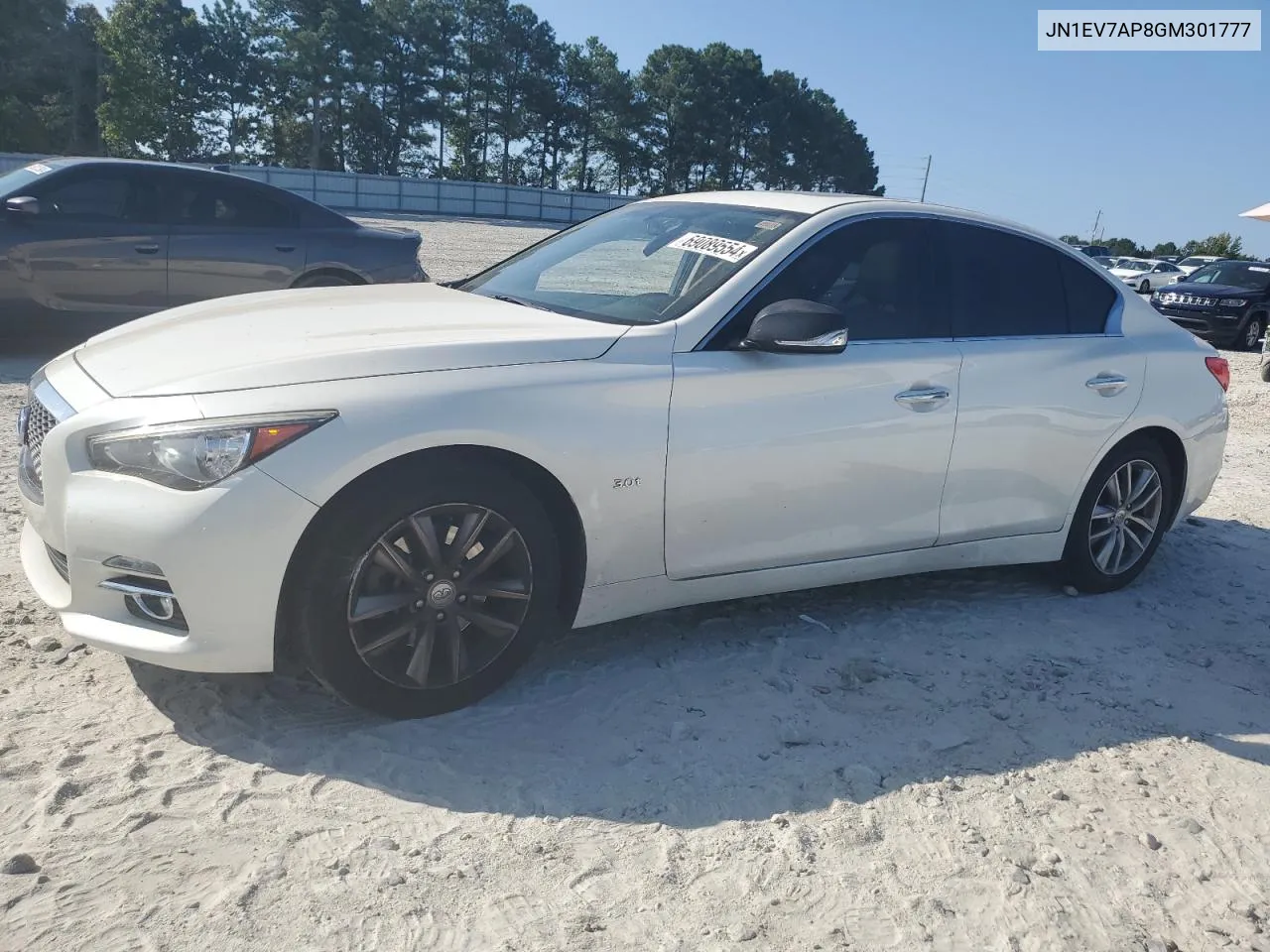 JN1EV7AP8GM301777 2016 Infiniti Q50 Premium