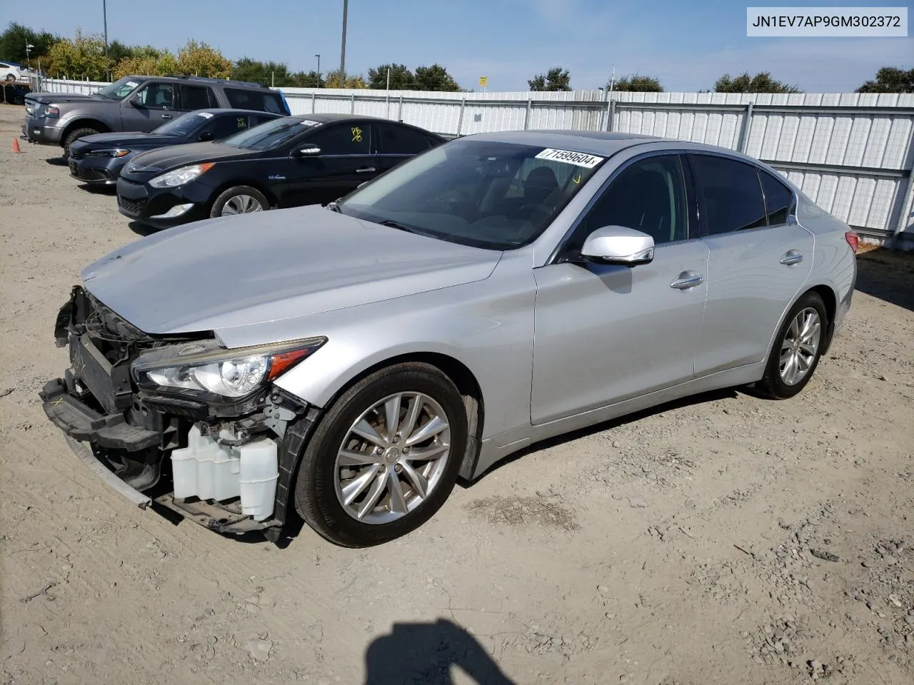 JN1EV7AP9GM302372 2016 Infiniti Q50 Premium