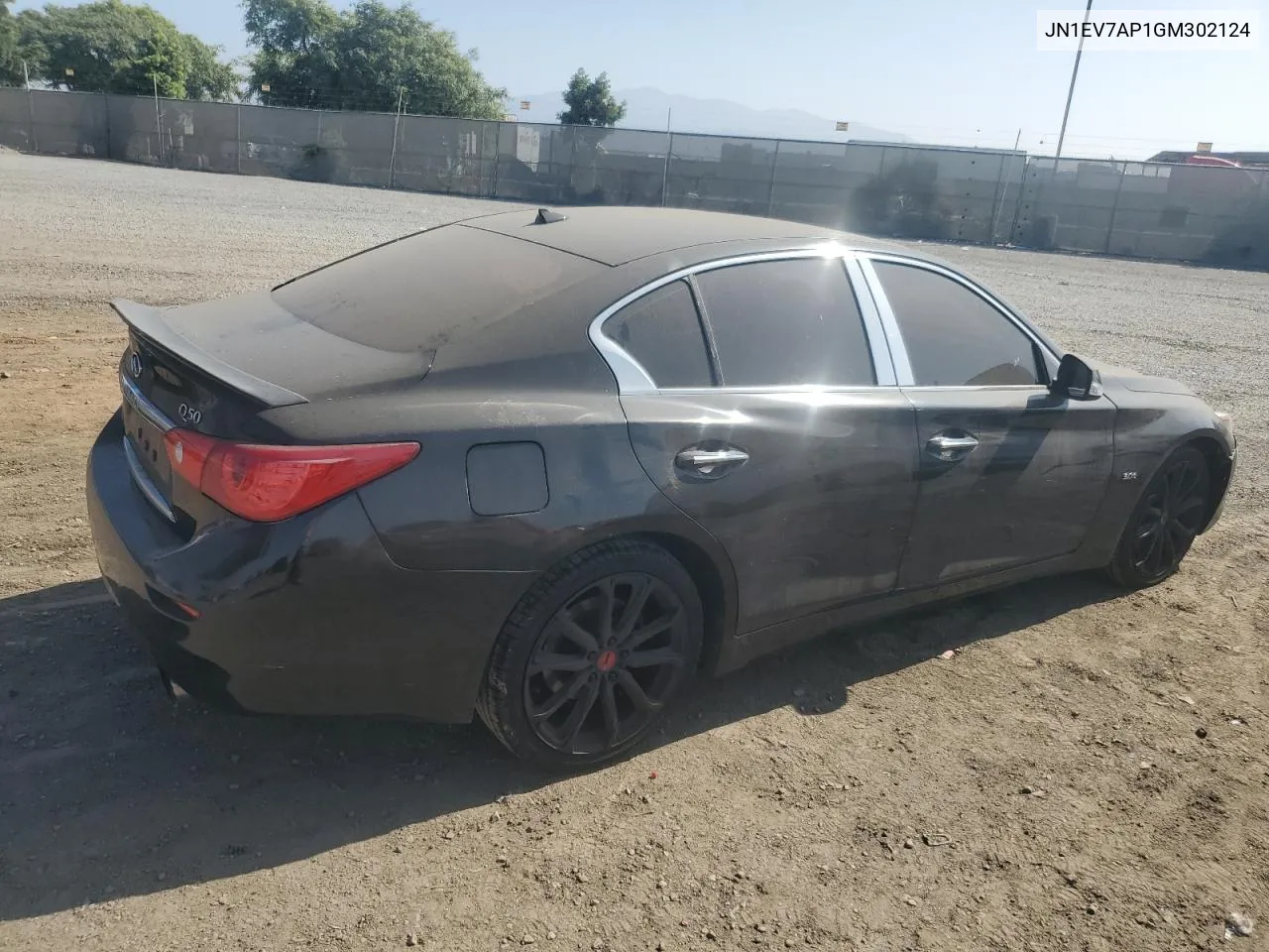 JN1EV7AP1GM302124 2016 Infiniti Q50 Premium