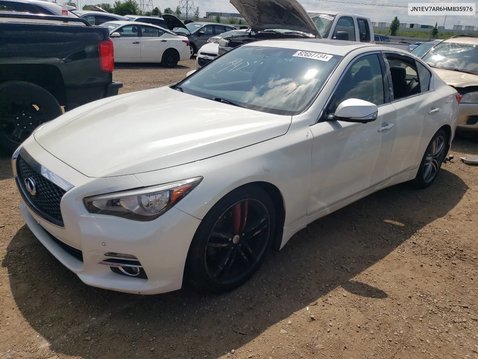 JN1EV7AR6HM835976 2017 Infiniti Q50 Premium