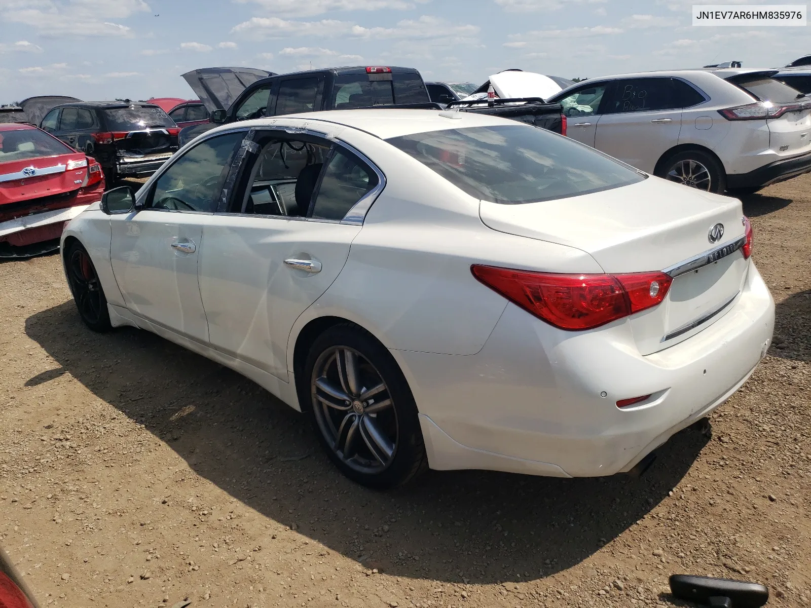 JN1EV7AR6HM835976 2017 Infiniti Q50 Premium