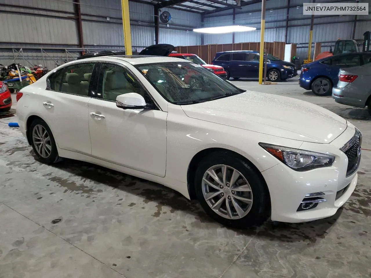 JN1EV7AP7HM732564 2017 Infiniti Q50 Premium