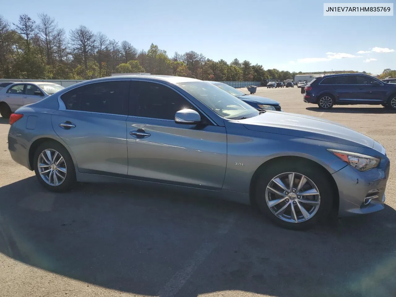 2017 Infiniti Q50 Premium VIN: JN1EV7AR1HM835769 Lot: 74208374