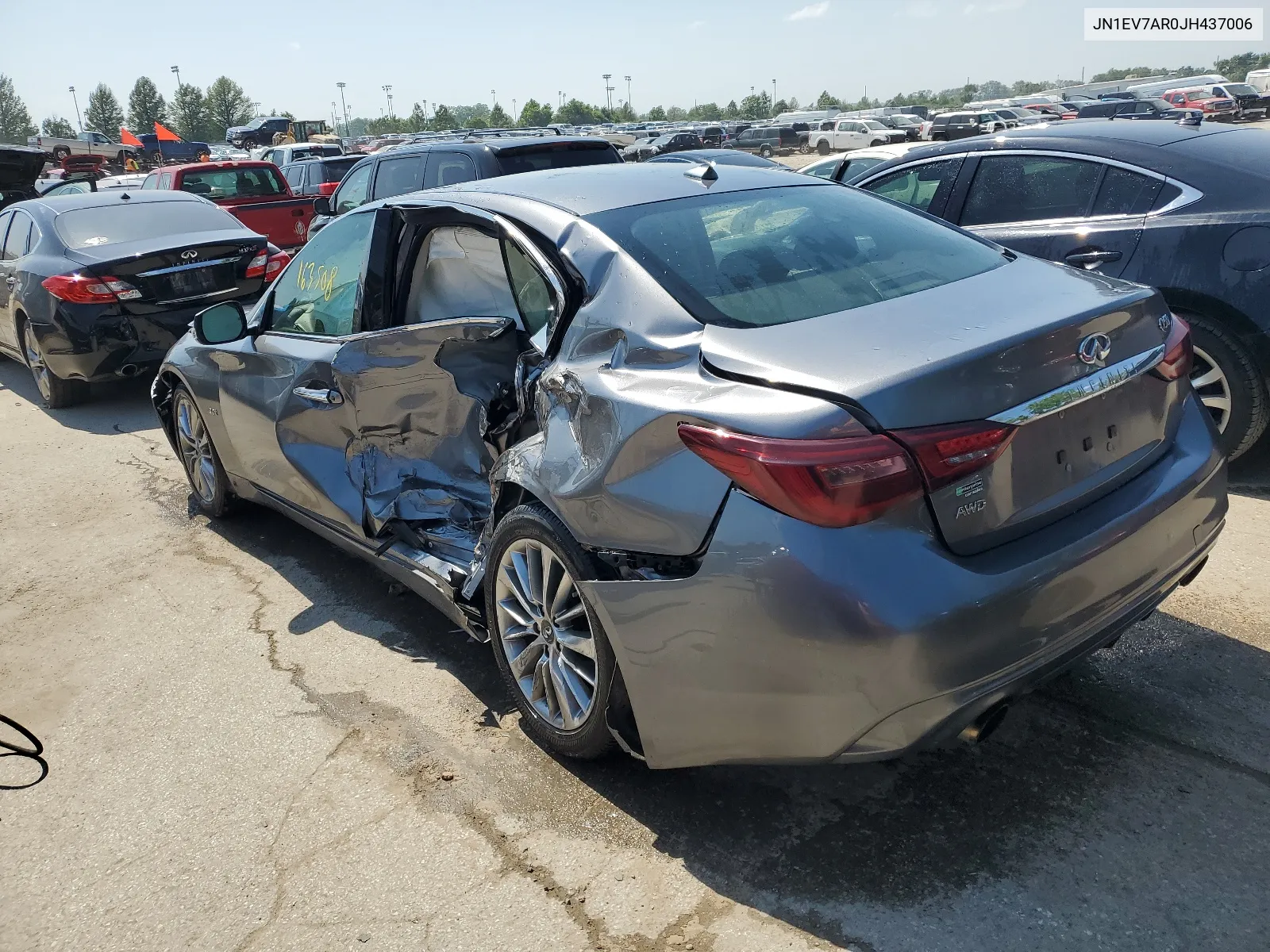 2018 Infiniti Q50 Luxe VIN: JN1EV7AR0JH437006 Lot: 55669424