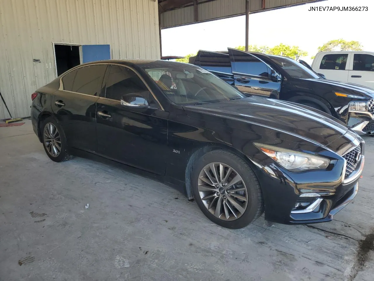 JN1EV7AP9JM366273 2018 Infiniti Q50 Luxe