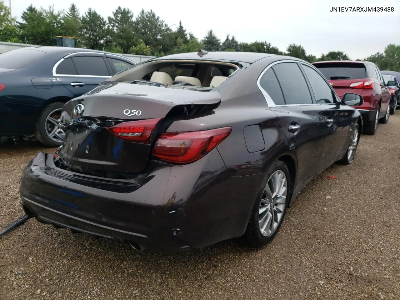 JN1EV7ARXJM439488 2018 Infiniti Q50 Luxe