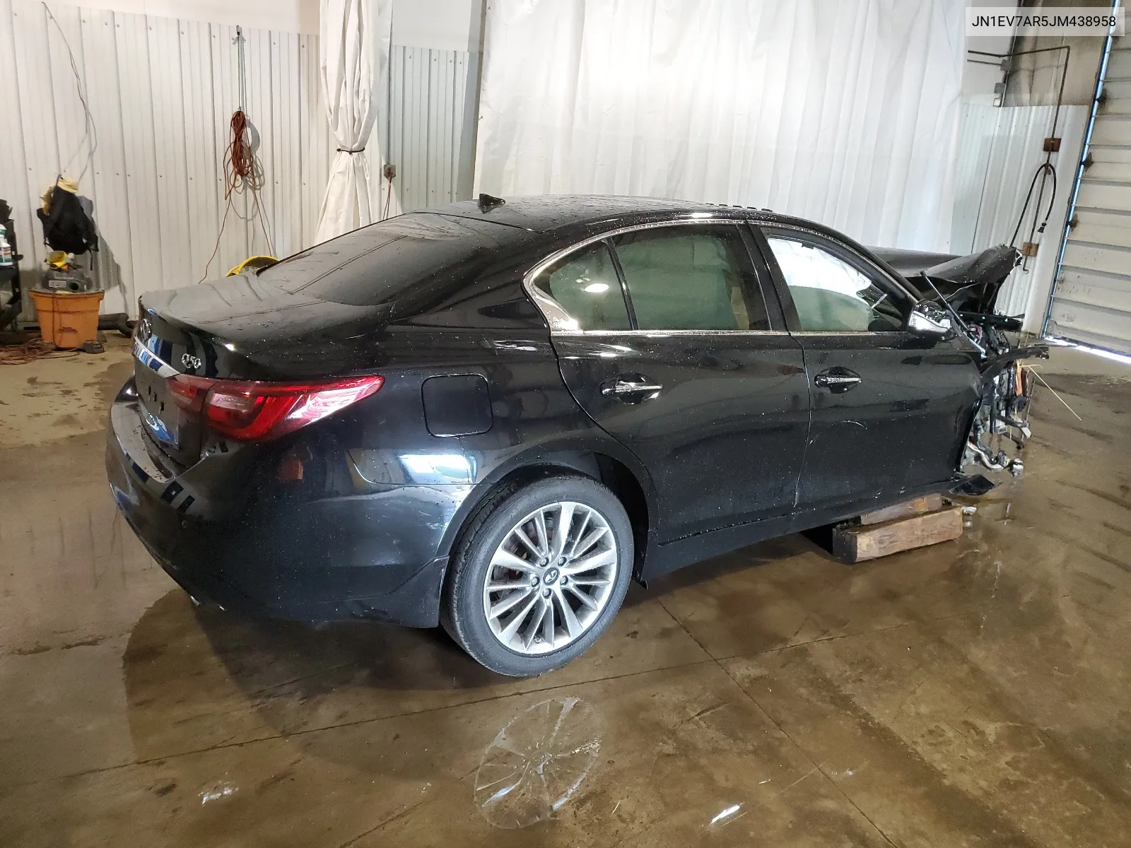 JN1EV7AR5JM438958 2018 Infiniti Q50 Luxe