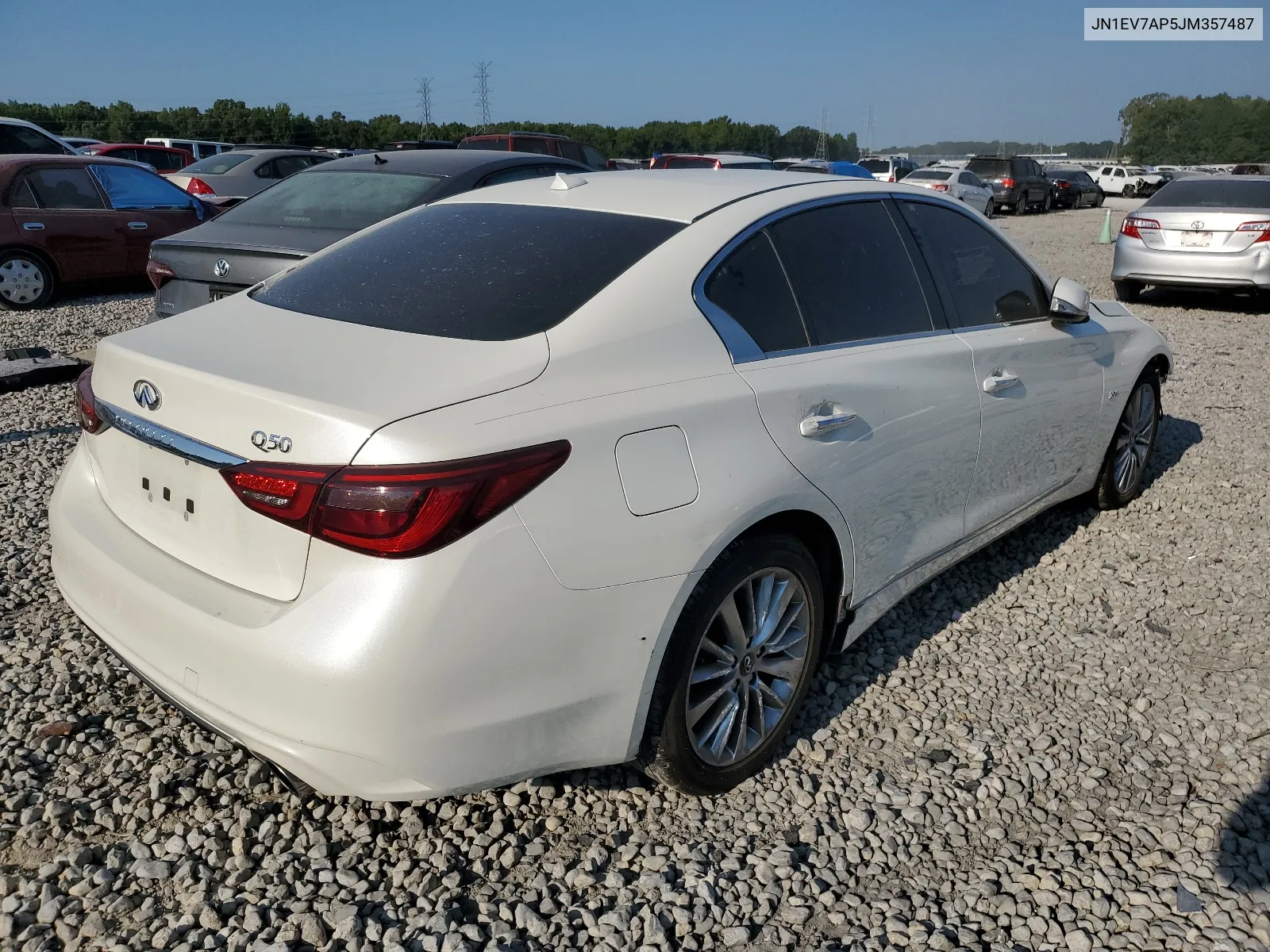 2018 Infiniti Q50 Luxe VIN: JN1EV7AP5JM357487 Lot: 66489424