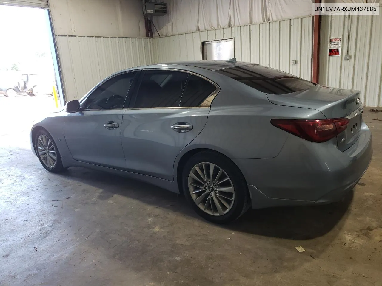 JN1EV7ARXJM437885 2018 Infiniti Q50 Luxe