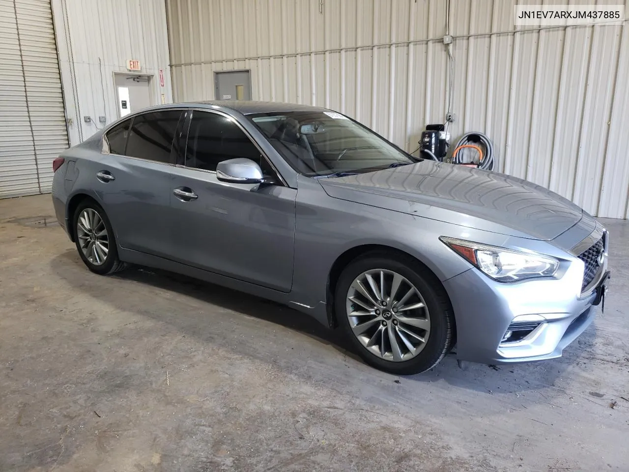 2018 Infiniti Q50 Luxe VIN: JN1EV7ARXJM437885 Lot: 67937584