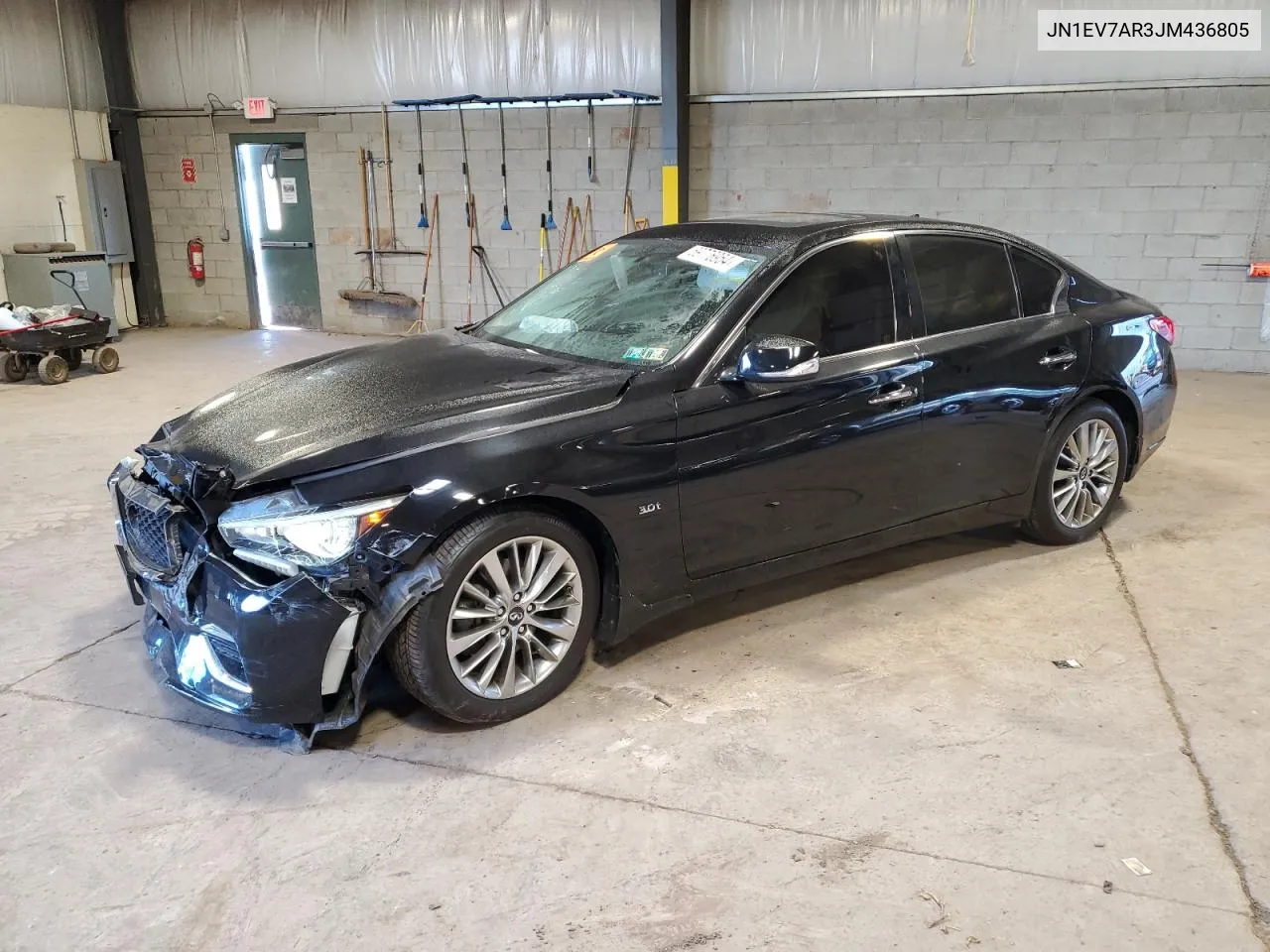 JN1EV7AR3JM436805 2018 Infiniti Q50 Luxe