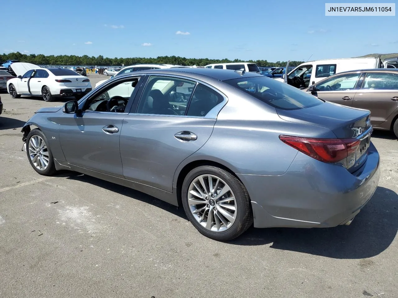 2018 Infiniti Q50 Luxe VIN: JN1EV7AR5JM611054 Lot: 69848944